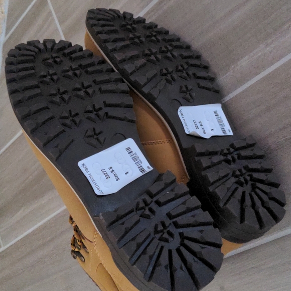 X-ray Men's Grenson Chukka Boot Sz: 9.5 NWOB $150 - Picture 8 of 8